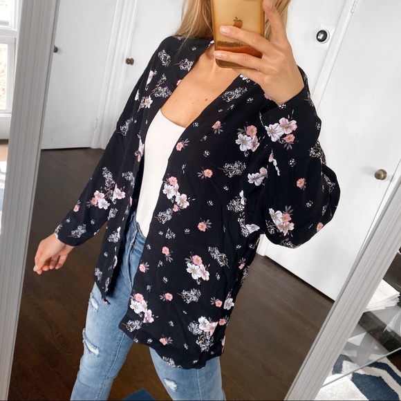 🖤 H&M DIVIDED BOHO BLACK FLORAL MULTI LOOSE FIT JACKET! - Picture 2 of 8